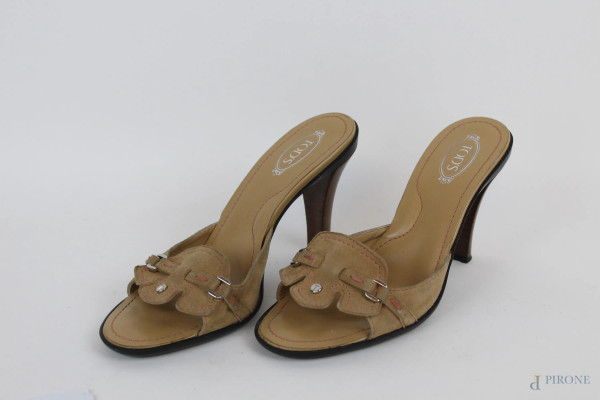 Tod's, sandalo aperto beige in cuoio e camoscio, altezza tacco cm 8,5, (segni di utilizzo).