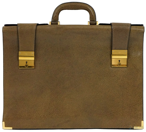 Gucci, valigetta vintage in pelle color fango, cm 33x41,5x6,5