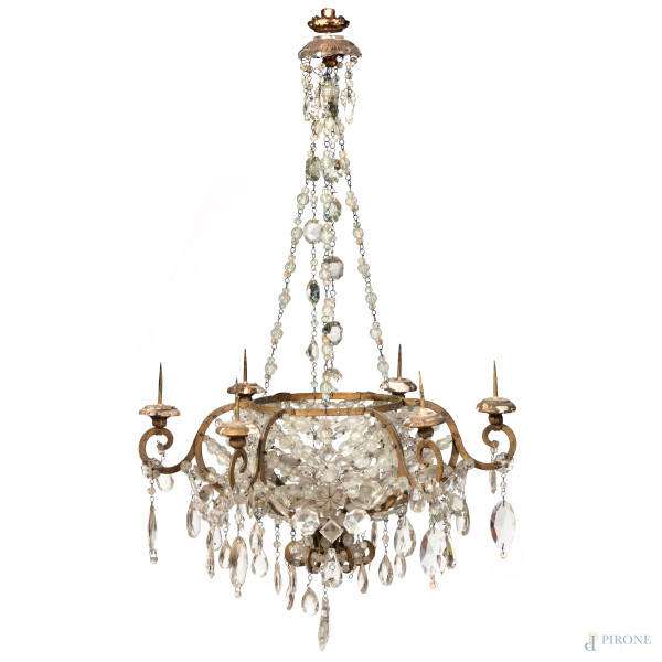 Lampadario in metallo e vetro, XX secolo, altezza cm 79 circa, (segni di usura, difetti, rotture, mancanze, da revisionare)