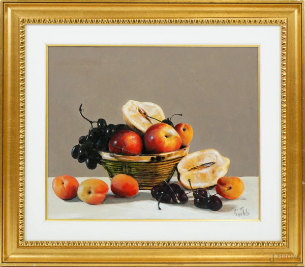 Ciccotelli Beniamino - Cesta con frutta, olio su tela, cm 40x50, entro cornice.
