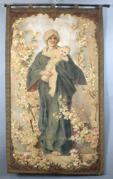 Arazzo a succo d&#39;erba raffigurante Madonna della Primavera, cm. 185x82, inizi XX secolo.