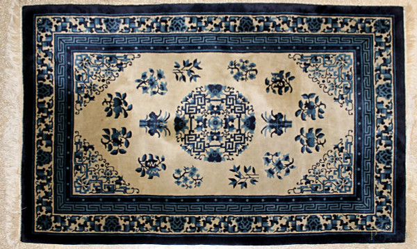 Tappeto cinese a decoro blu 123x187 cm.