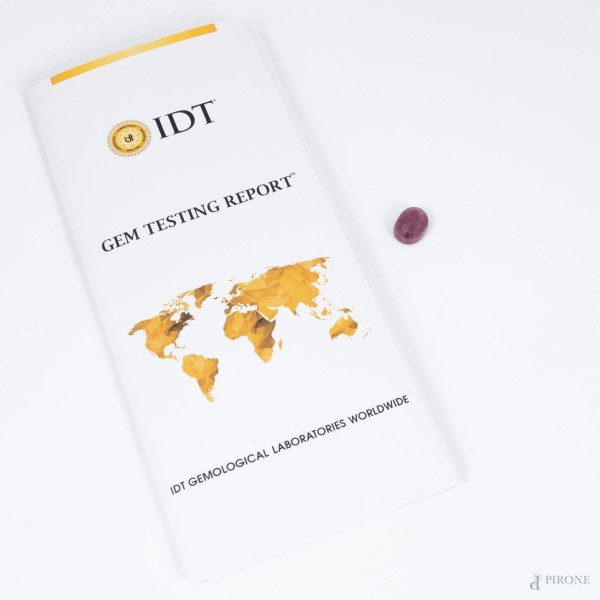 Rubino taglio ovale, ct 19,04, corredato di certificato rilasciato da IDT