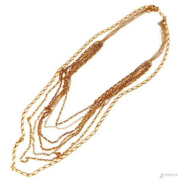 Collana a vari fili in metallo dorato, lunghezza cm 115
