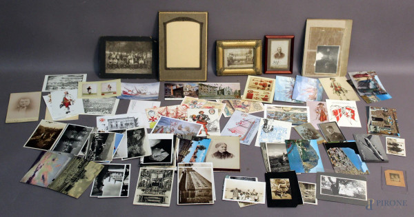 Lotto composto da circa sessanta foto e cartoline di varie epoche.