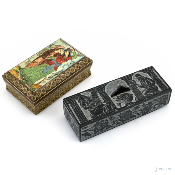 Lotto composto da due cofanetti di foggia e materiali differenti, XX secolo, misure massime cm  7x20x10, (segni di usura)