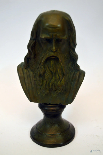 Piccolo bustino in bronzo a soggetto di figura con barba, h. 16 cm.