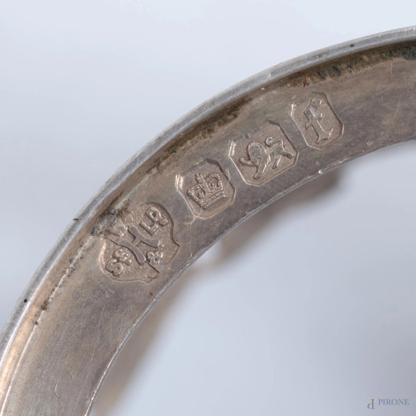 Lotto di oggetti in argento di varia manifattura, misure massime, cm 14x17, peso complessivo lord...