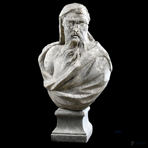 Busto virile in marmo di Carrara con base in marmo removibile, XVIII secolo, altezza complessiva cm 86, (segni di usura, scalfiture, rotture, mancanze, difetti, restauri)