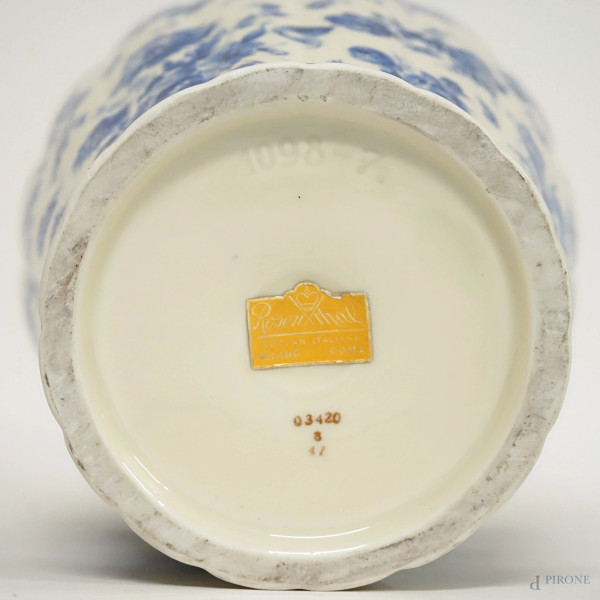 Potiche in porcellana Rosenthal, XX secolo, con decorazione bianca e blu a motivi floreali e fini...