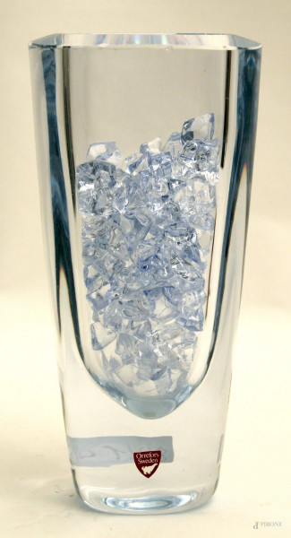 Vaso in cristallo, marcato Orrefors Sweden, H. 22 cm.