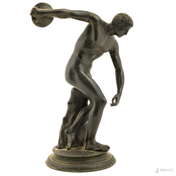 Discobolo, scultura in bronzo, XX secolo, altezza cm 23, (rotture e difetti)