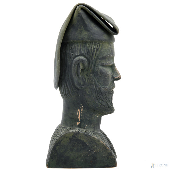 Lotto di quattro busti in terracotta e in materiali vari, XX secolo, altezza massima cm 24,5, (se...