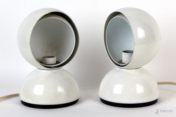 VICO MAGISTRETTI - Coppia di lampade di design modello Eclisse, altezza cm 9, (segni del tempo).