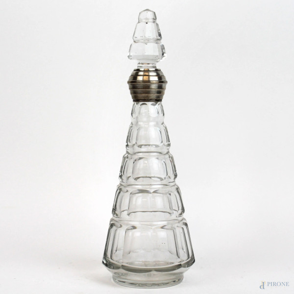Bottiglia da profumo in cristallo con finiture in argento, art déco, cm h 25, (difetti sul tappo).