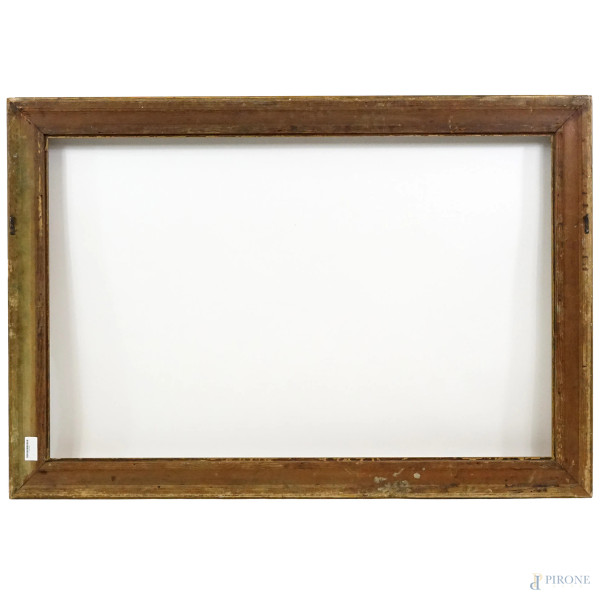 Cornice in legno e pastiglia, XX secolo, ingombro cm 98x143, battuta cm 79,5x124 (difetti)