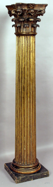 Colonna in legno intagliato e dorato, altezza 145 cm, XIX secolo.
