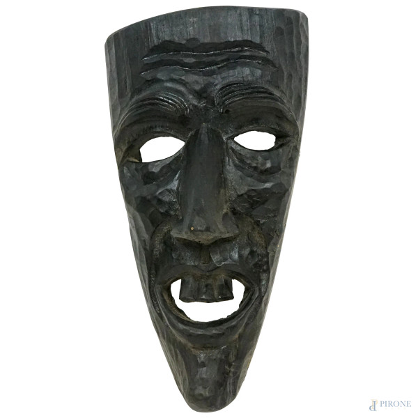 Maschera in legno intagliato, cm 40x21x10,5, arte africana, XX secolo, (difetti).