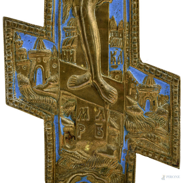 Crocifisso in bronzo e smalto blu, XX secolo, cm 36,5x18,5