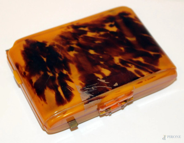 Trousse in bachelite.