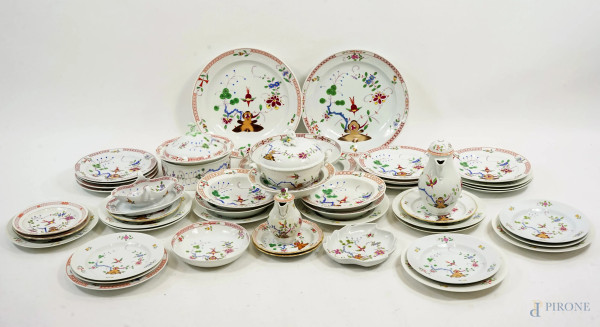 Servizio da tavola in porcellana policroma Kakiemon, Meissen, epoche diverse, pz 50, (difetti e restauri)