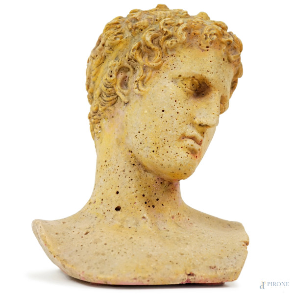 Apollo, mezzobusto in travertino, con tracce di policromia, XX secolo, cm h 20