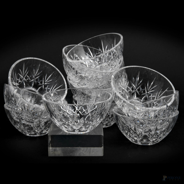 Lotto di 13 coppette da gelato in cristallo, XX secolo, cm 6x12 (difetti, sbeccature)