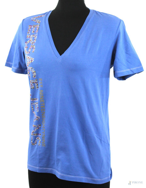 Versace Jeans, t- shirt azzurra da donna  a maniche corte con collo a V e dettaglio di paillettes colorate, (segni di utilizzo).