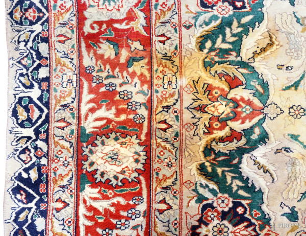 Tappeto persiano, cm 369x292.5, (macchie)