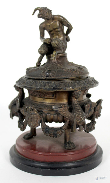 Calamaio in bronzo alla maniera della bottega di Andrea Briosco detto il Riccio