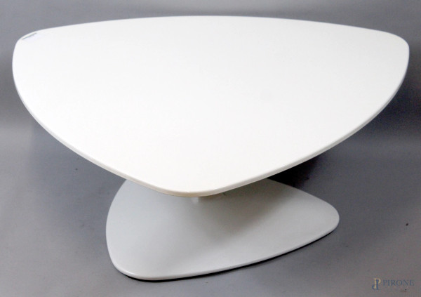 Basso tavolo da salotto Calligaris, color bianco, altezza 35x89x90 cm.