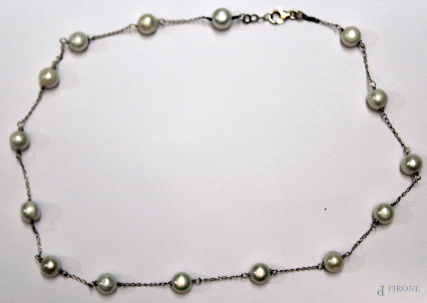 Collana in argento e perle, anni &#39;60.