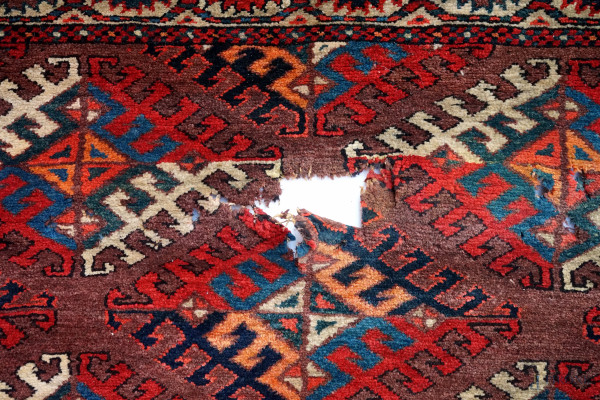 Tappeto Bukara, cm 347x197, (difetti, parti rotte)