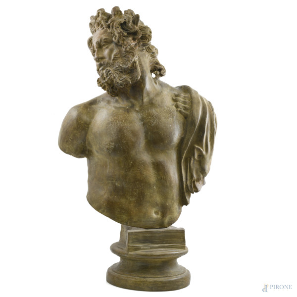 Busto di fauno in bronzo, XX secolo, altezza cm 77, (segni di usura)