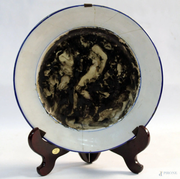Antonio Mancini - Nudo, dipinto su piatto in porcellana, diametro 23 cm (restauri).