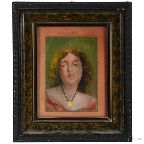 Ritratto di donna con collana, XX secolo, olio su cartoncino, cm 13,5x9,5 entro cornice