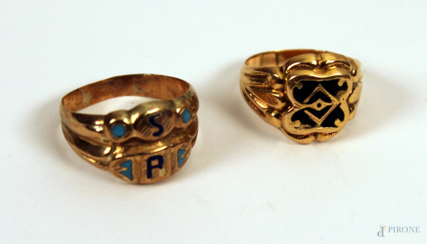 Coppia di antichi anelli borbonici in oro basso.