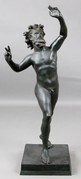 Fauno danzante, scultura in bronzo, altezza cm. 81, XX secolo.