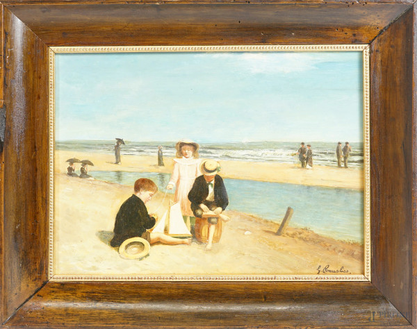 Bambini che giocano sulla spiaggia, olio su tavola, firmato in basso a destra, cm 31x41, entro cornice