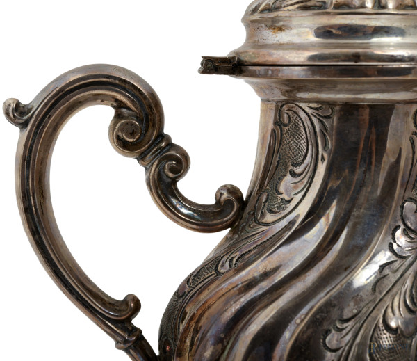 Servizio da the e caffè in argento 800, misura massima cm 22x22, peso totale gr 1260