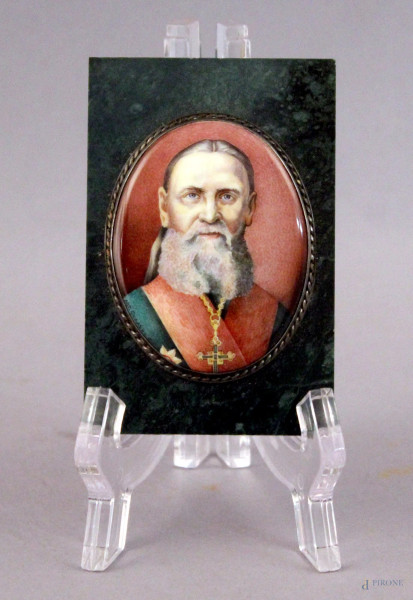 Rasputin, miniatura dipinta su porcellana applicata su marmo, cm. 6,5x5.