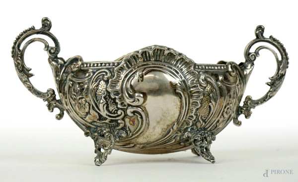 Zuccheriera in argento, XX secolo, peso gr. 90, (mancante un piedino).