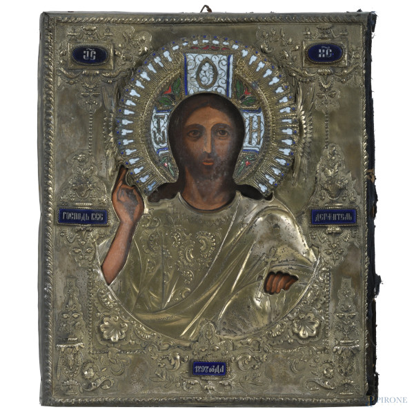 Icona con riza in metallo raffigurante Cristo Benedicente, XX secolo, cm 36,5x30, (segni di usura, difetti)
