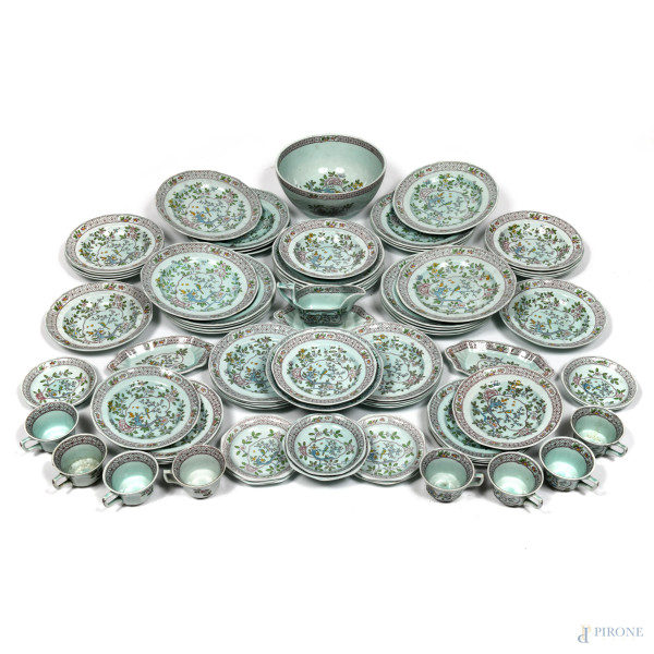Servizio in porcellana Adams Calyx Ware nei toni del verde-azzurro con decorazioni geometriche magenta e motivi floreali policromi, XX secolo, misure massime cm 12,5x27 (segni di usura, sbeccature, felature, difetti)