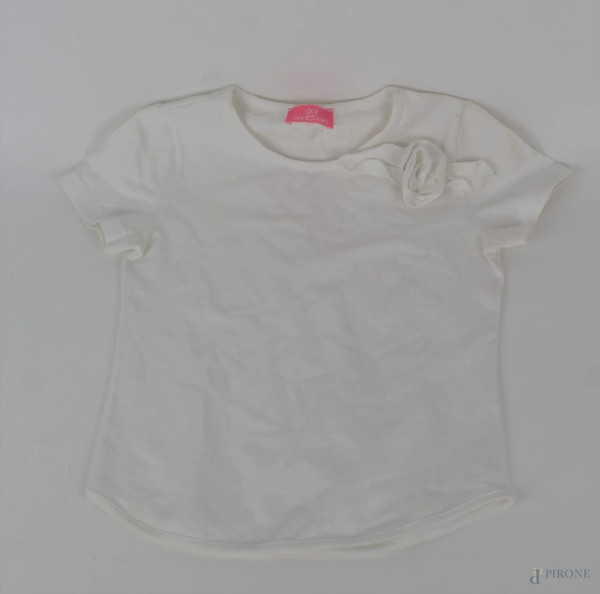 Gai Mattiolo, maglietta da bambina a maniche corte bianca, lunghezza cm 140, (segni di utilizzo).