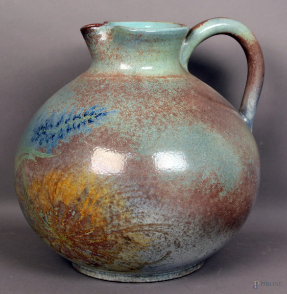 Versatoio in ceramica smaltata marcato Faenza, H 33 cm.