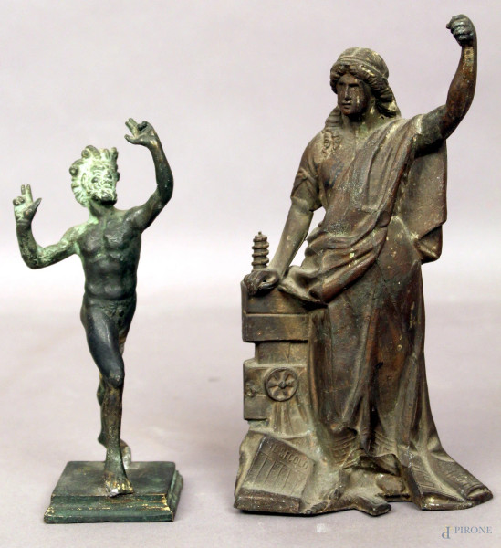 Lotto composto da due sculture in metallo e bronzo raffiguranti fauno e figura femminile, H massima 17,5 cm, (difetti).