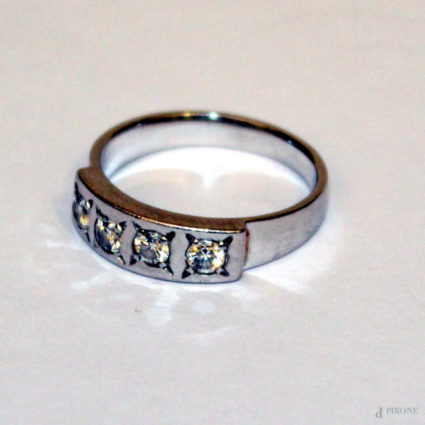 Anello a fascia in oro 14kt.