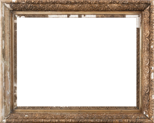 Lotto di quattro cornici in legno scolpito e dorato, XX secolo, misure massime cm 113x81, luce cm 91x60, (segni di usura, scalfiture, rotture, mancanze, difetti)