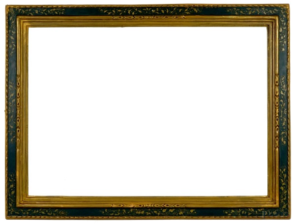 Cornice in legno intagliato, dorato e dipinto, inizi XX secolo, misure ingombro cm 78x58, misure luce cm 66x47, (segni del tempo).
